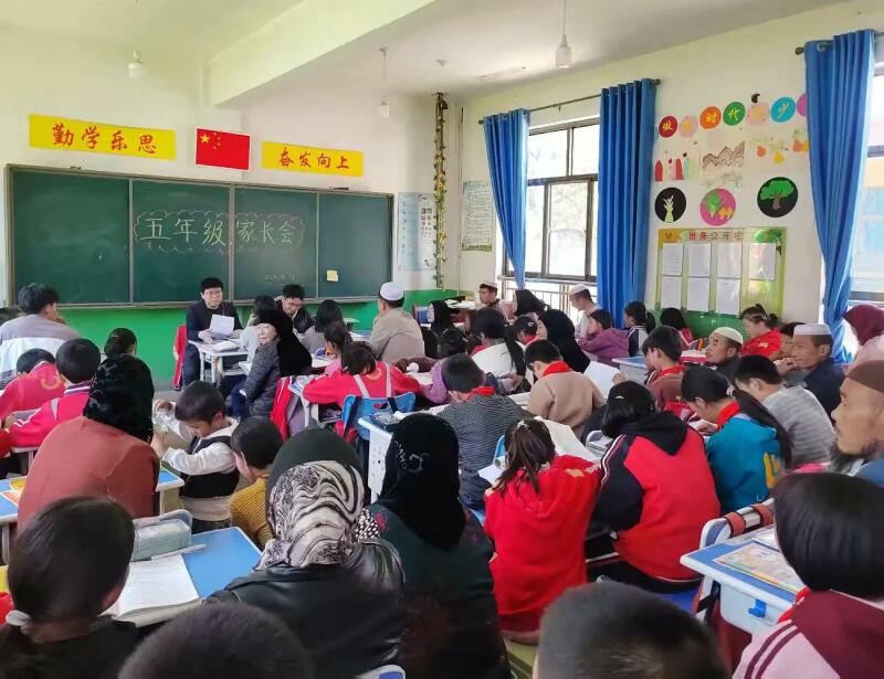 a23a31efe7f64bf7bb3c172f1dcc128cepand__jpg.heic~tplv-flrovnc8r8-s2-cC-q_0_0_0_0_q80.jpg